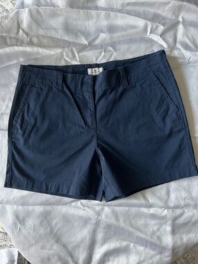 NWT Vineyard Vines Women's Navy Chino Bermuda Shorts size 14 5” inseam